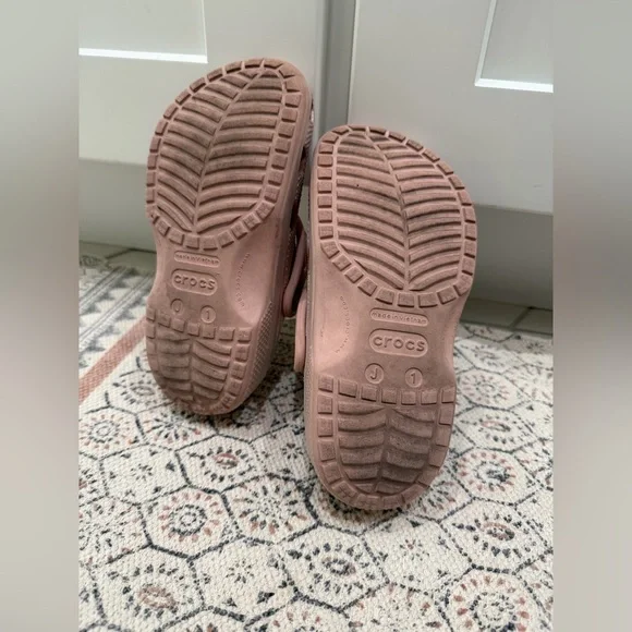 CROCS Kids Shoes in Light Pink - Picture 3 of 4